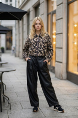 broek Ann broek Ann