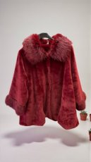 Fakefur jas bordeau